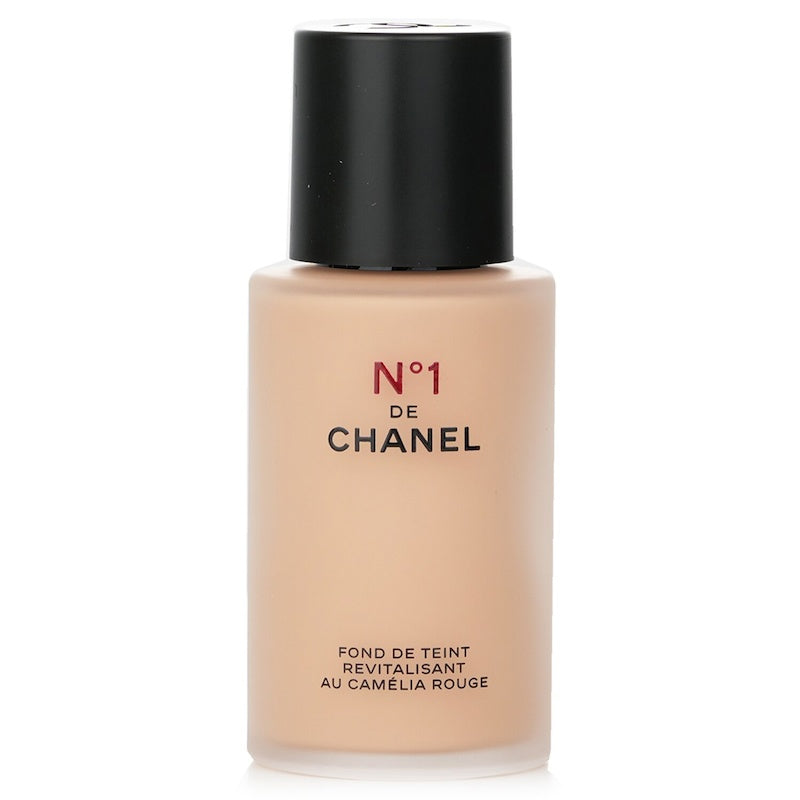 Chanel N°1 De Chanel Red Camellia Revitalizing Foundation - 